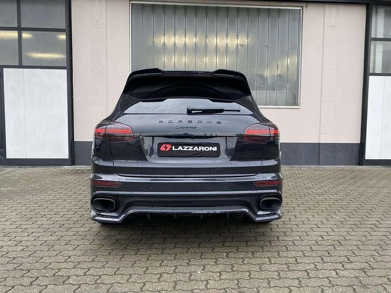 Usata Porsche Cayenne Turbo 250 CV (183 kW) 2015 Nero SUV