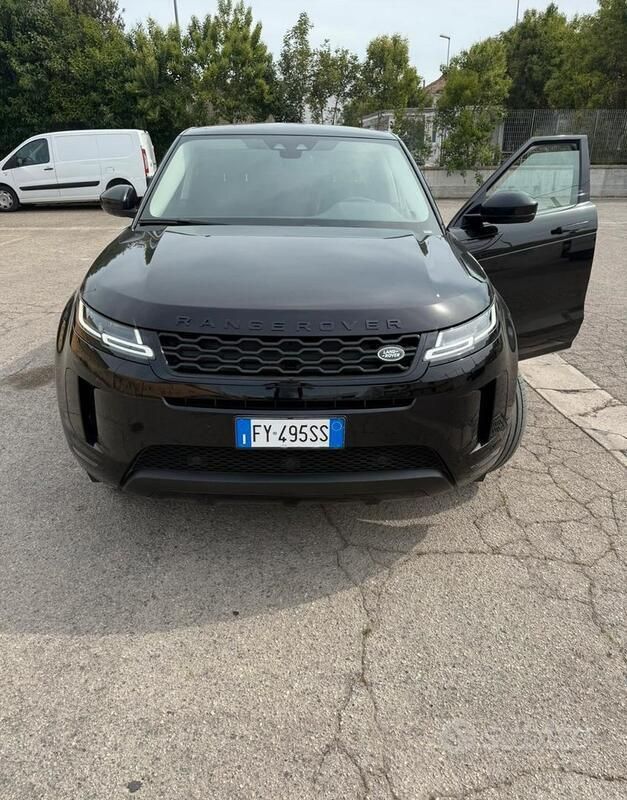 Nero Usata 2019 Land Rover Range Rover evoque SUV | 30.000 € - Immagine 1/4