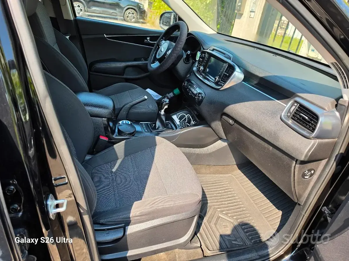Usata Kia Sorento 200 CV (147 kW) 2016 Nero SUV