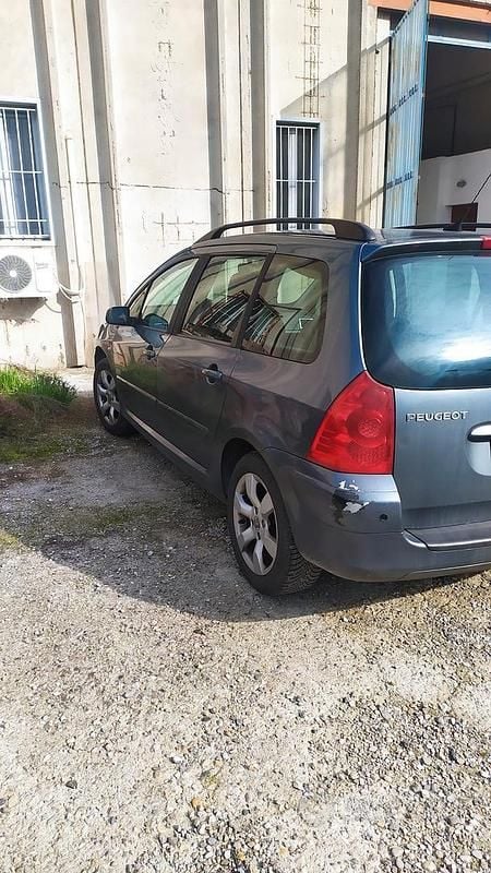 Usata Peugeot 307 110 CV (80 kW) 2006 Grigio Station wagon