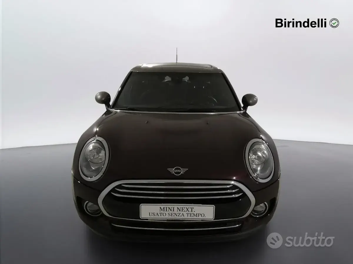 Usata Mini Cooper Clubman 150 CV (110 kW) 2018 Pure burgundy Station wagon