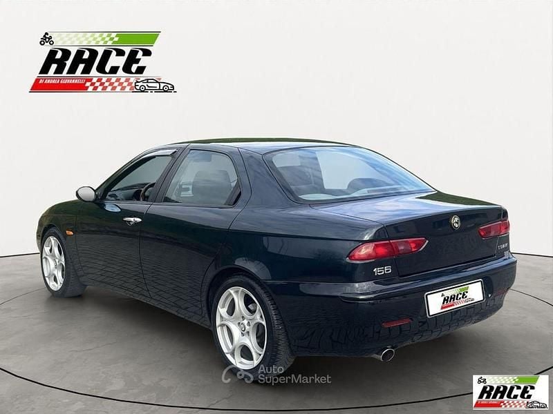Usata Alfa Romeo 156 Distinctive 151 CV (111 kW) 2001 Blu Berlina