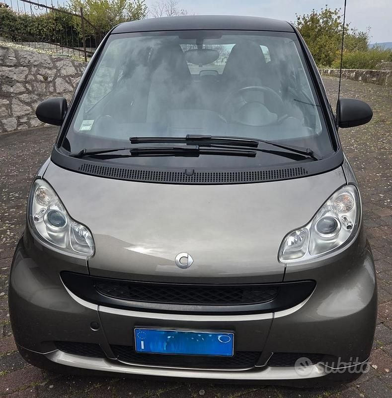 Usata Smart ForTwo Coupé 61 CV (44 kW) 2011 Grigio Coupé