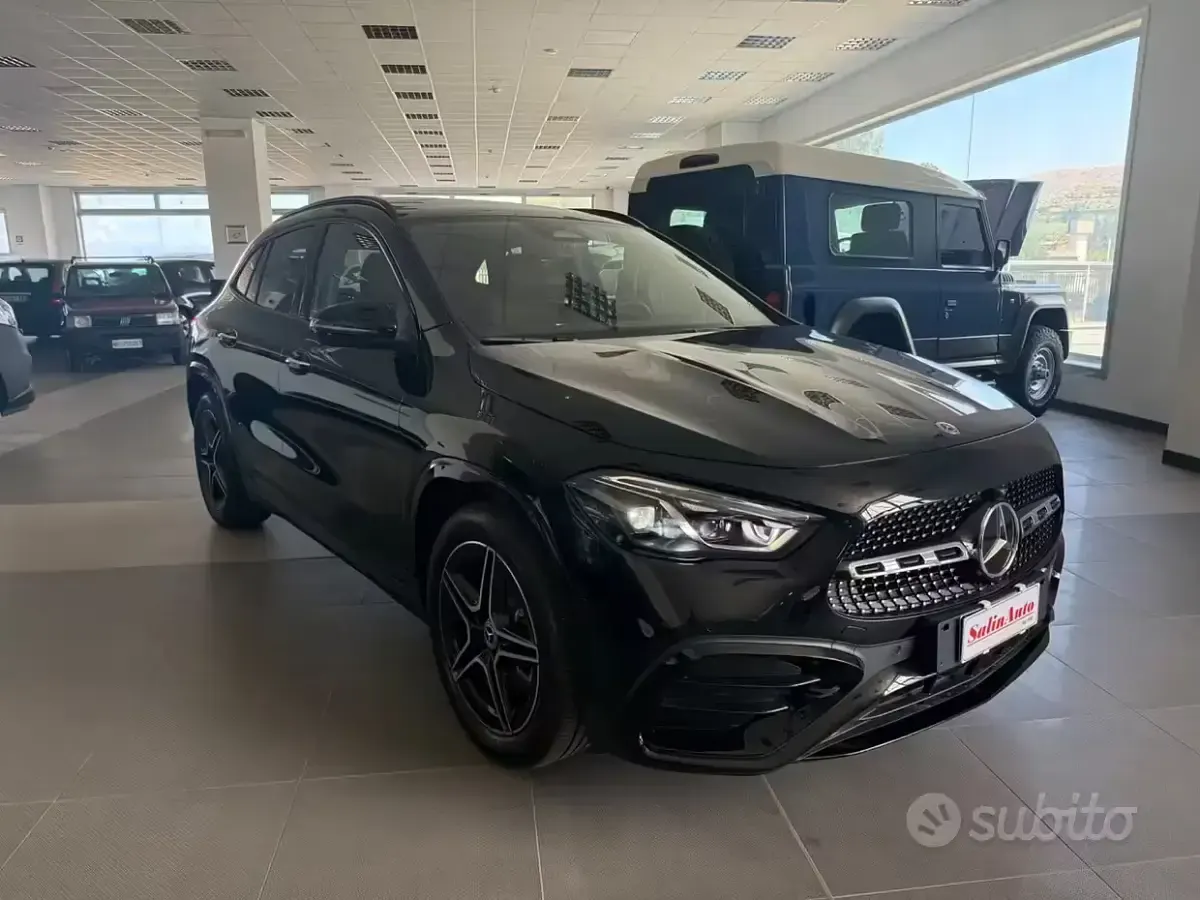 Nuova Mercedes GLA200 AMG Line Premium 150 CV (110 kW) 2026 Nero SUV