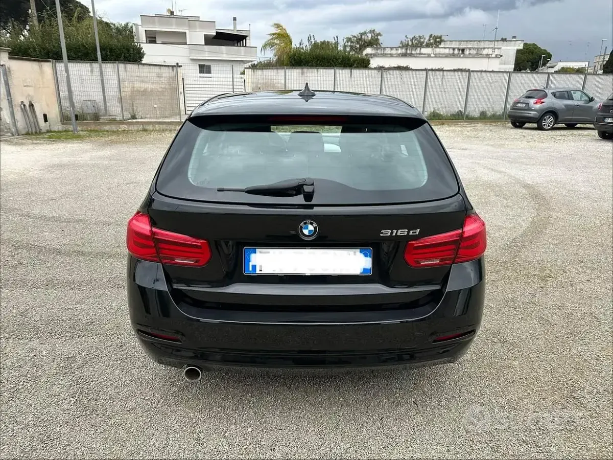 Begagnad BMW 316 Advantage 116 HK (85 kW) 2017 Blå Kombi