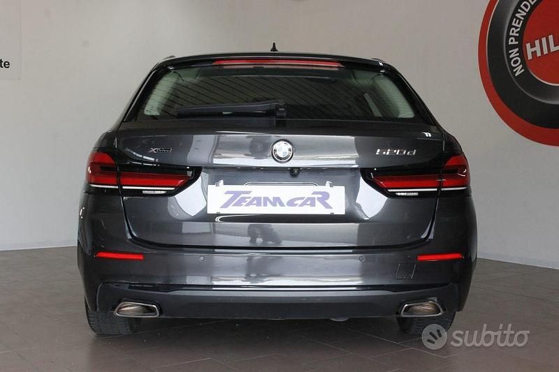 Usata BMW 520 Efficient Dynamics 190 CV (139 kW) 2021 Grigio scuro Station wagon
