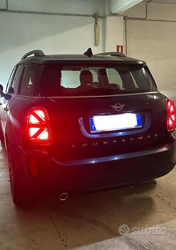 Usata Mini One Countryman Business 102 CV (75 kW) 2021 Nero SUV