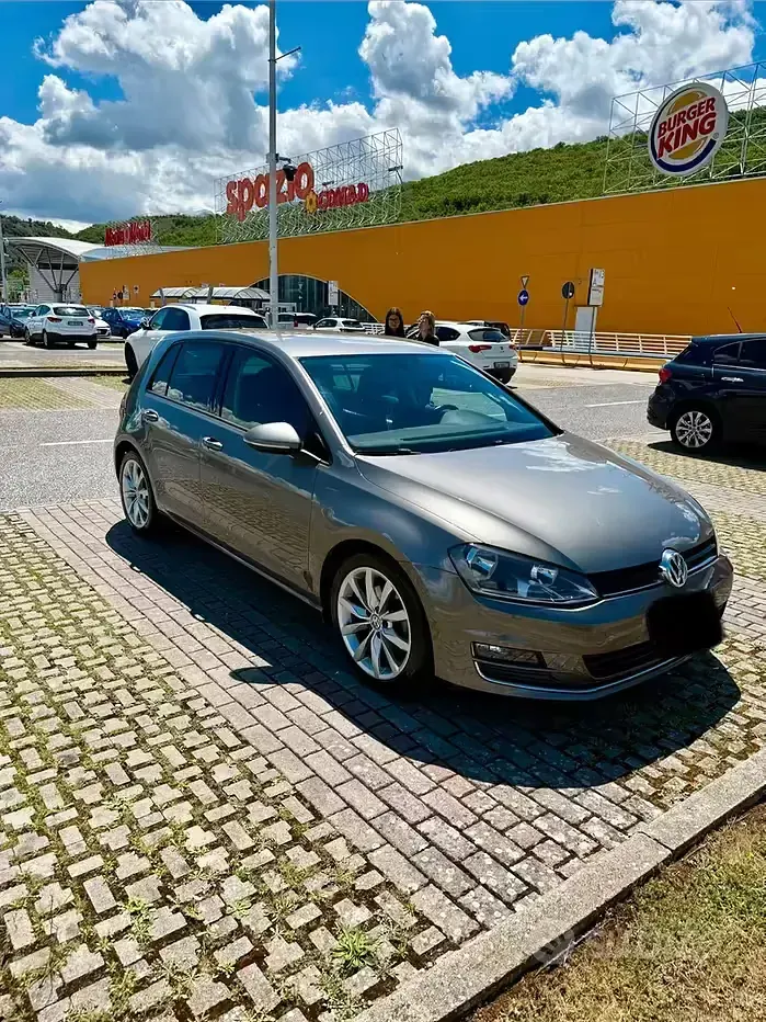 Usata VW Golf VII Highline 110 CV (80 kW) 2017 Grigio Berlina