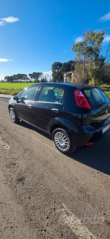 Brugt Fiat Punto 77 HK (56 kW) 2016 Blå Hatchback