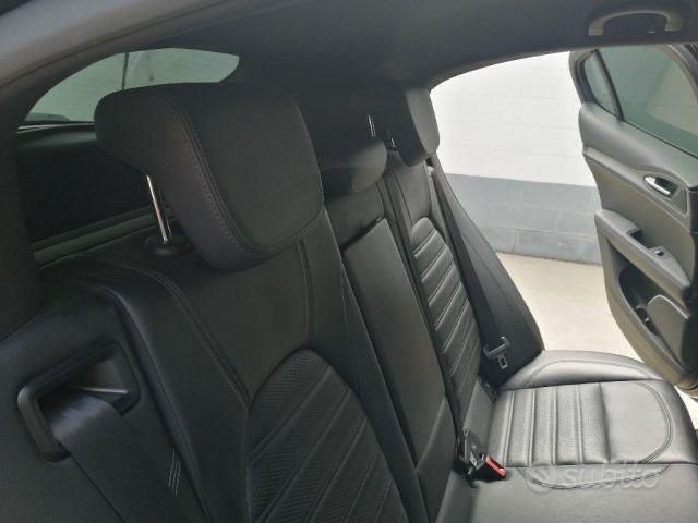 Usata Alfa Romeo Stelvio Veloce 210 CV (154 kW) 2020 Nero SUV