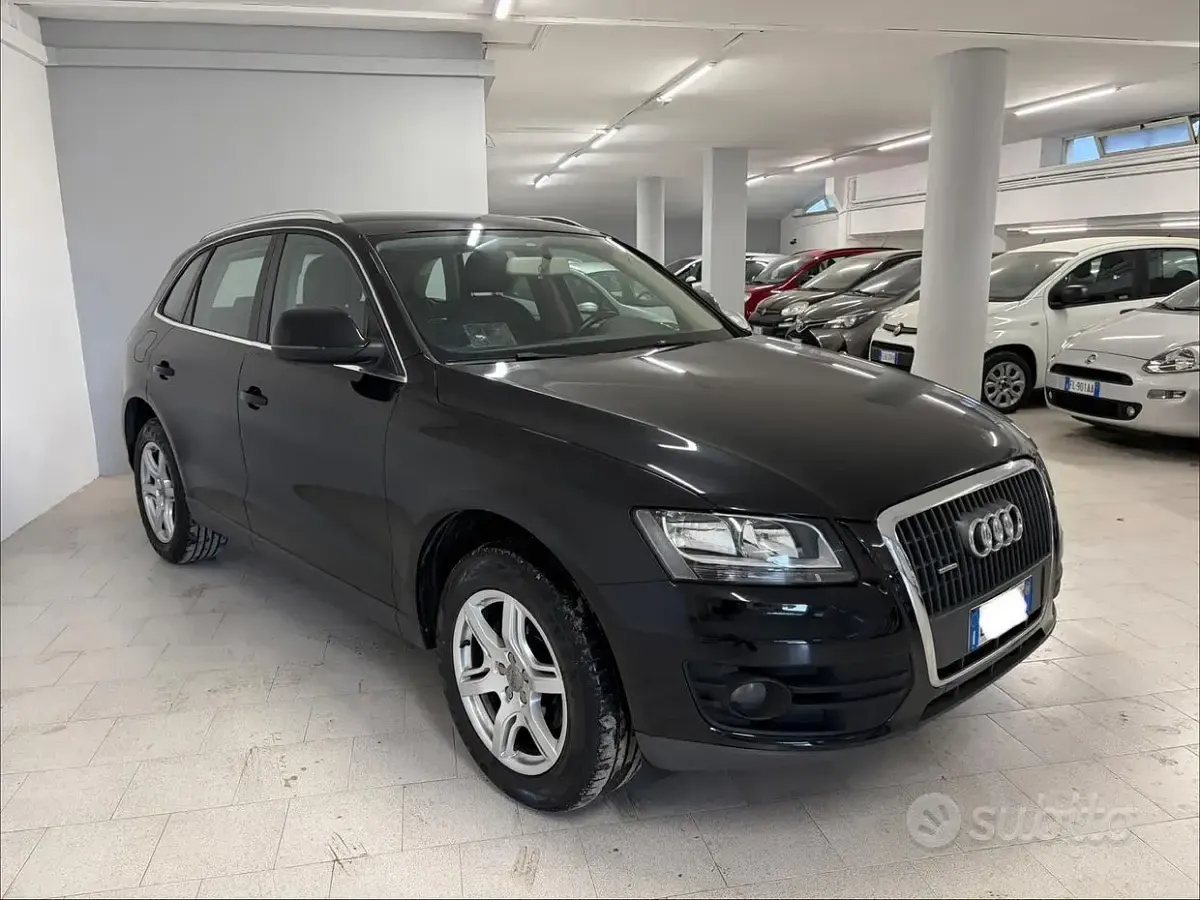 Usata Audi Q5 Advanced Plus 143 CV (105 kW) 2010 Nero SUV