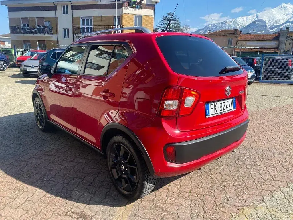 Usata Suzuki Ignis 90 CV (66 kW) 2017 Rosso SUV