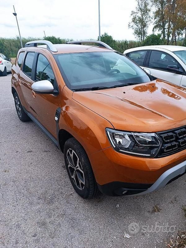 Usata Dacia Duster Prestige 116 CV (85 kW) 2020 Bronzo SUV