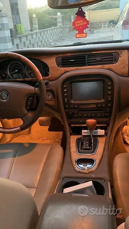 Usata Jaguar S-Type S 238 CV (175 kW) 2006 Blu Berlina