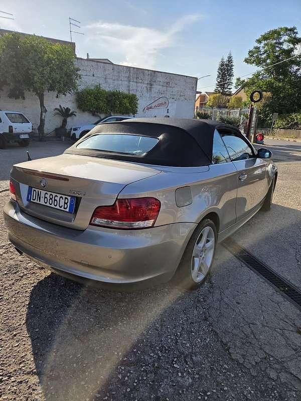 Usata BMW 120 Cabriolet 170 CV (125 kW) 2008 Oro Cabrio