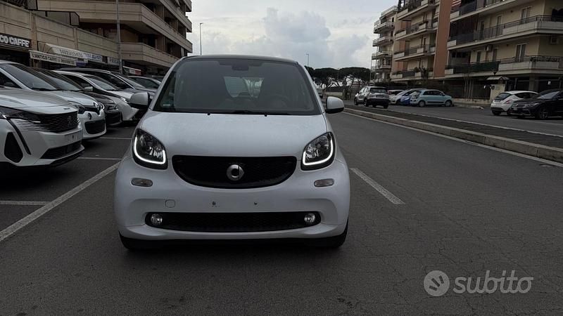 Usata Smart ForTwo Coupé Prime 90 CV (66 kW) 2018 Bianco Coupé