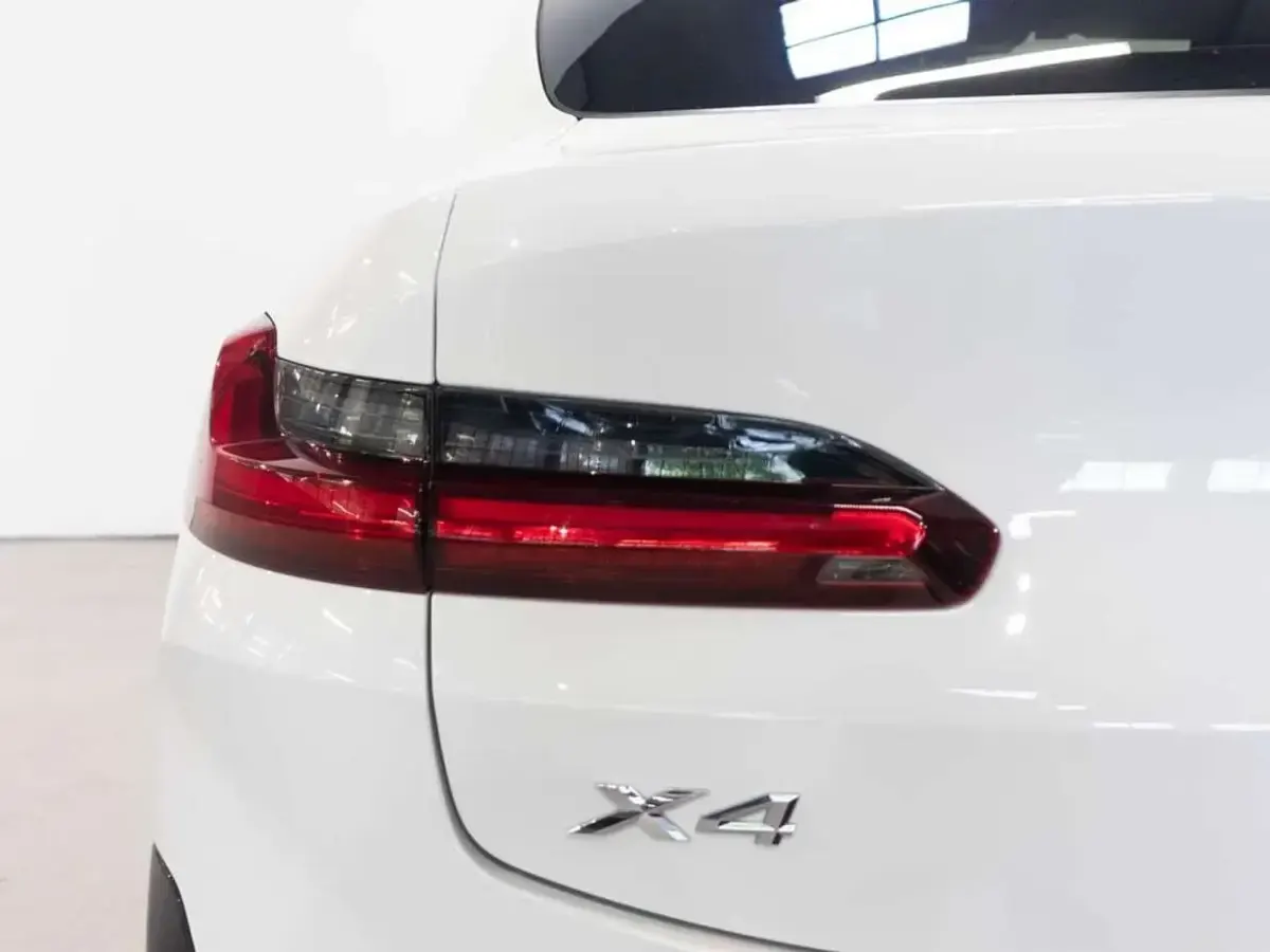 Usata BMW X4 M Sport 190 CV (139 kW) 2025 Bianco SUV