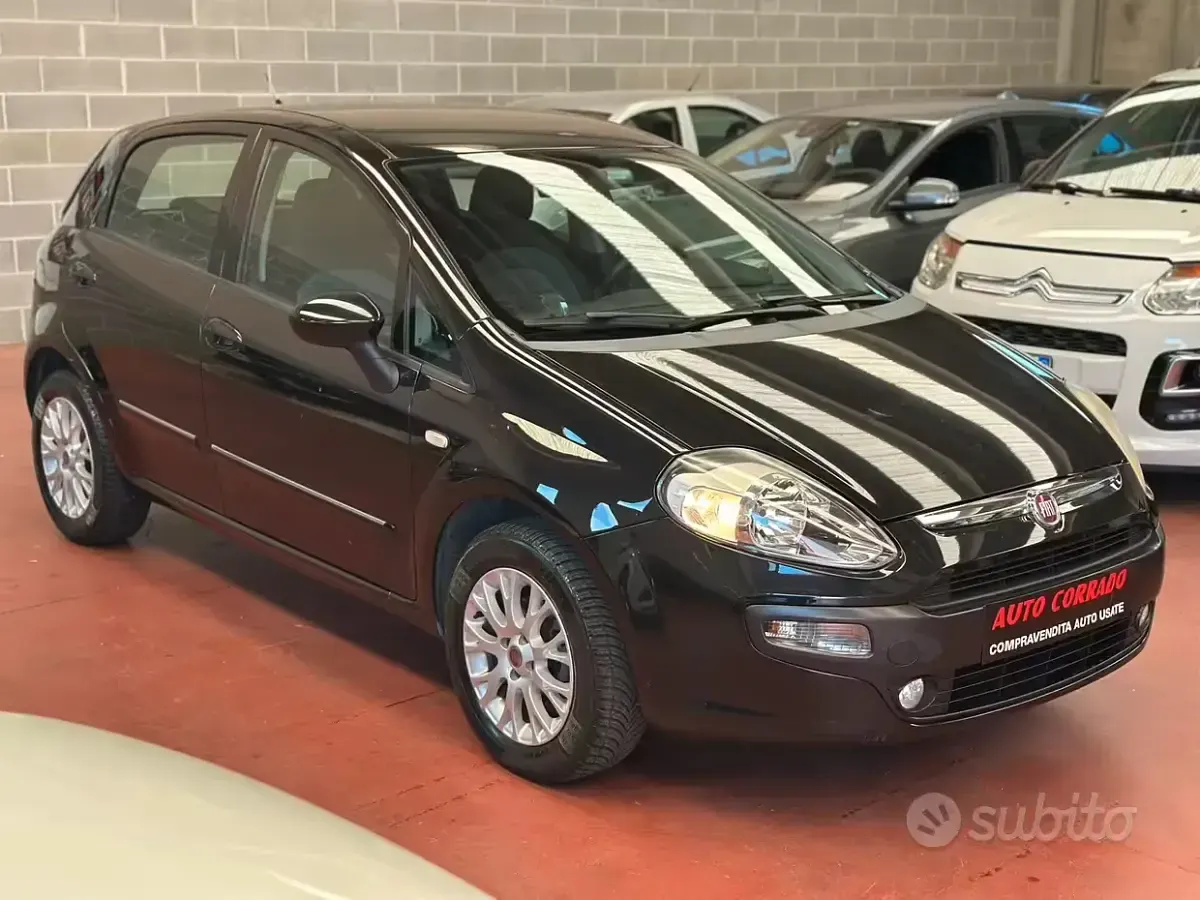 Usata Fiat Punto Evo Dynamic 77 CV (56 kW) 2010 Nero Utilitaria