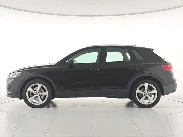 Usata Audi Q3 Business 245 CV (180 kW) 2021 Nero mythos metallizzato SUV
