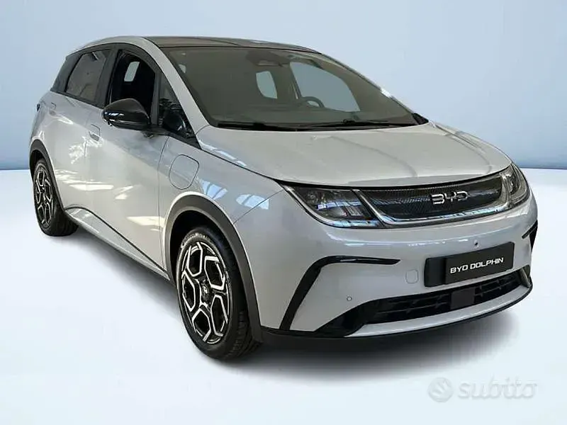 Nuova BYD Dolphin Design 150 kW (204 CV) 2026 Bianco Utilitaria