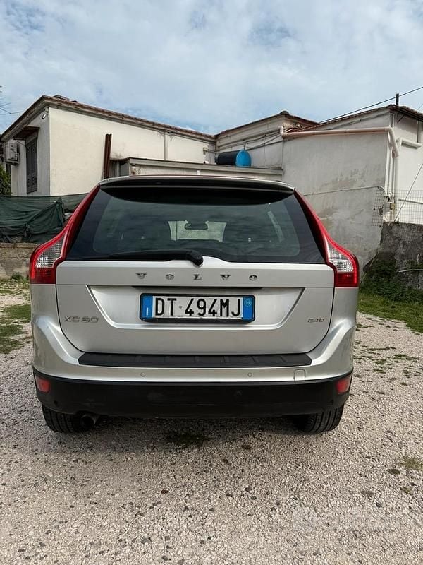 Usata Volvo XC60 185 CV (136 kW) 2009 Grigio SUV