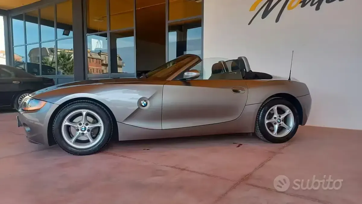 Usata BMW Z4 192 CV (141 kW) 2005 Grigio Cabrio