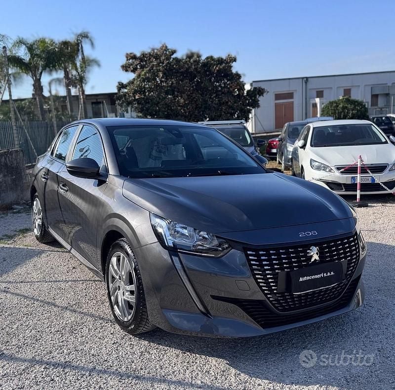 Usata Peugeot 208 Active 75 CV (55 kW) 2019 Grigio Utilitaria