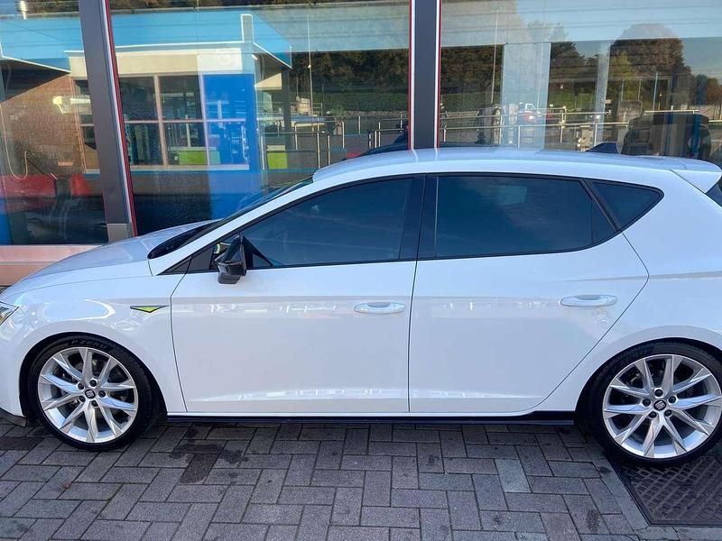 Usata Seat Leon FR 150 CV (110 kW) 2017 Bianco Berlina