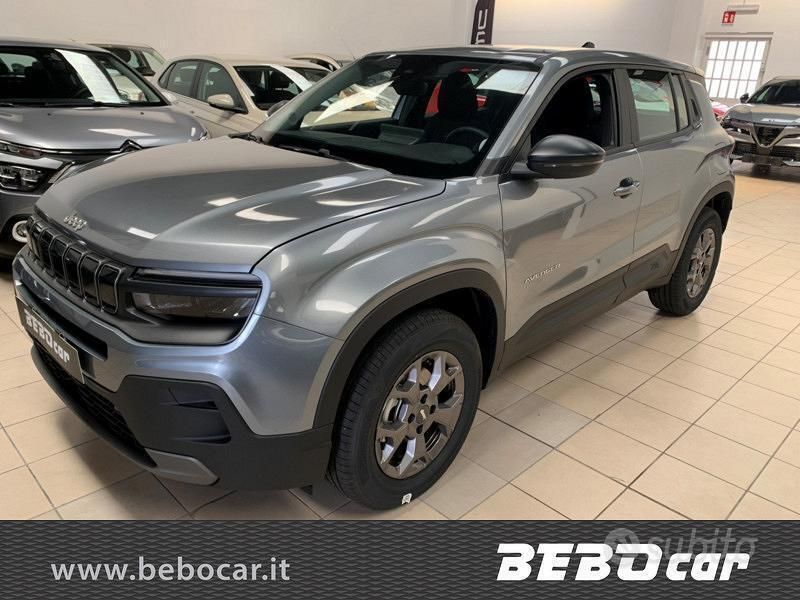 Grigio Nuova 2025 Jeep Avenger Longitude SUV | 19.900 € (Ottimo prezzo) - Immagine 1/4