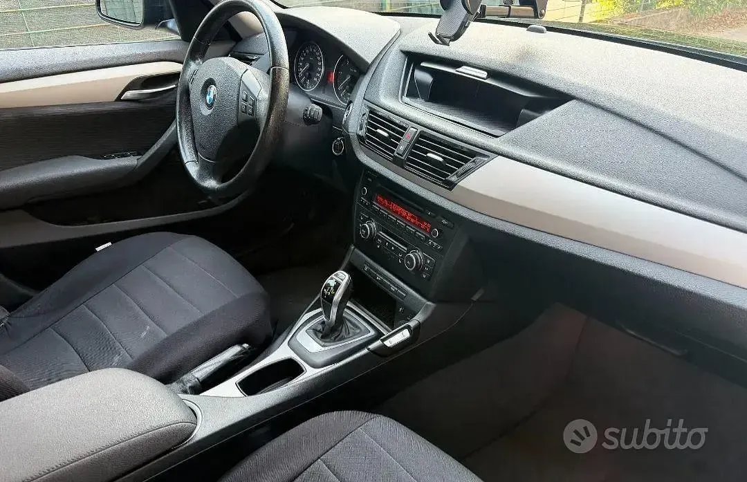 Usata BMW X1 116 CV (85 kW) 2014 Nero SUV