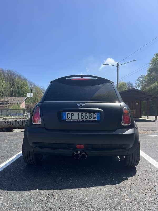 Usata Mini John Cooper Works 287 CV (211 kW) 2005 Utilitaria