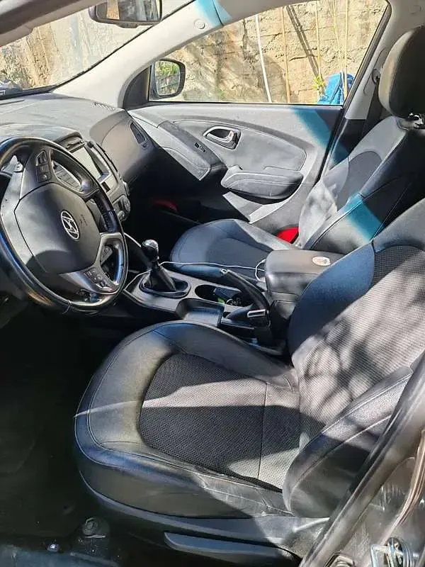 Usata Hyundai ix35 Comfort 116 CV (85 kW) 2015 Grigio SUV