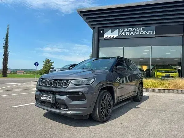 Usata Jeep Compass 241 CV (177 kW) 2022 SUV