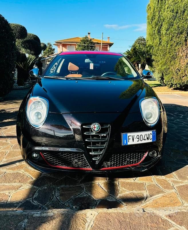 Nero Usata 2009 Alfa Romeo MiTo Due volumi | 4500 € (Buon prezzo) - Immagine 1/4