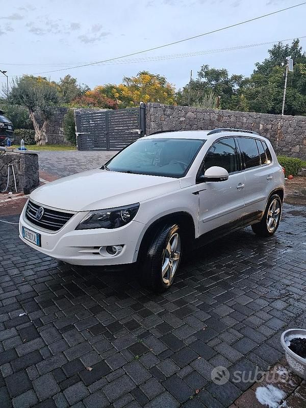 Usata VW Tiguan 140 CV (102 kW) 2010 Bianco SUV