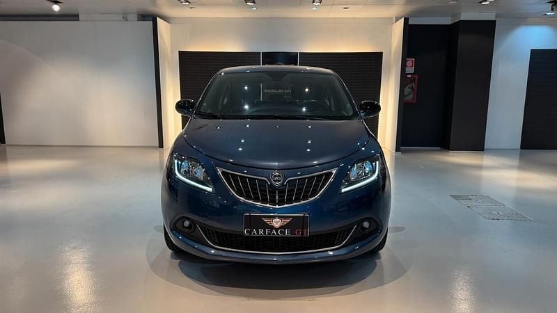 Usata Lancia Ypsilon Gold 69 CV (50 kW) 2023 Blu Utilitaria