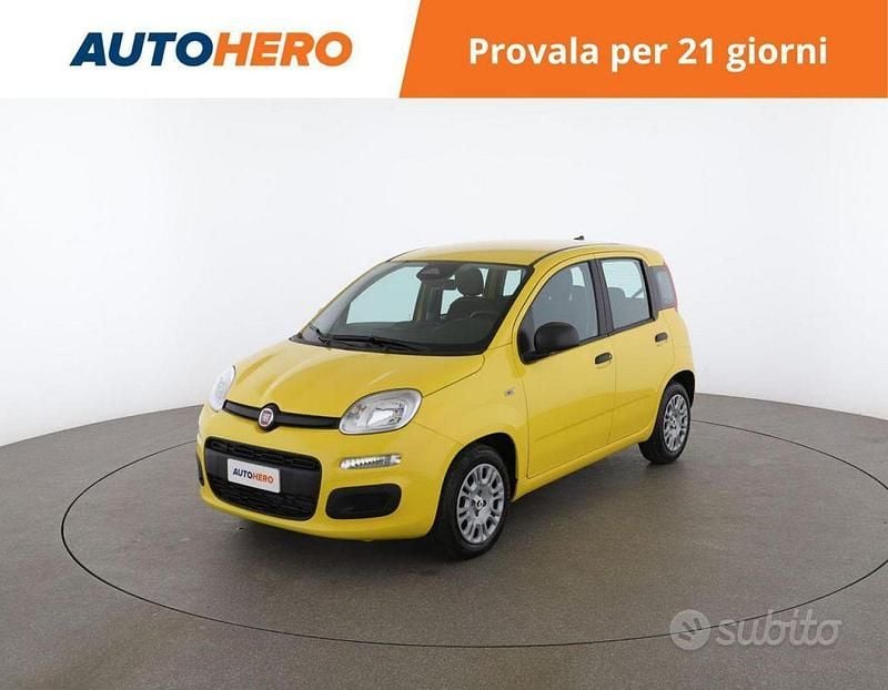 Giallo Usata 2025 Fiat Panda S Tre volumi | 12.799 € (Buon prezzo) - Immagine 1/2