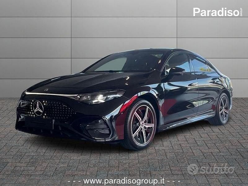 Nero Nuova 2025 Mercedes CLA 250+ Tre volumi | 56.500 € - Immagine 1/4