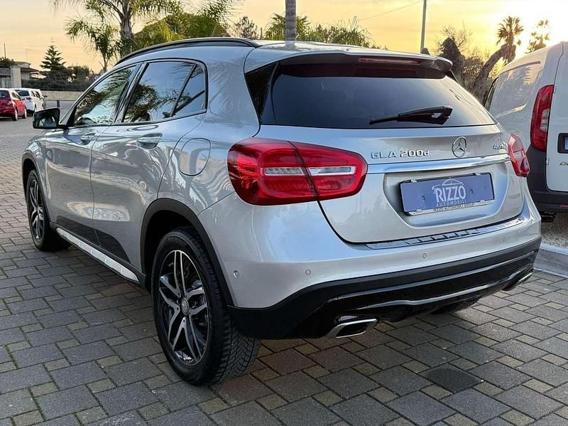 Occasion Mercedes GLA200 Premium 136 ch (100 kW) 2017 Gris SUV
