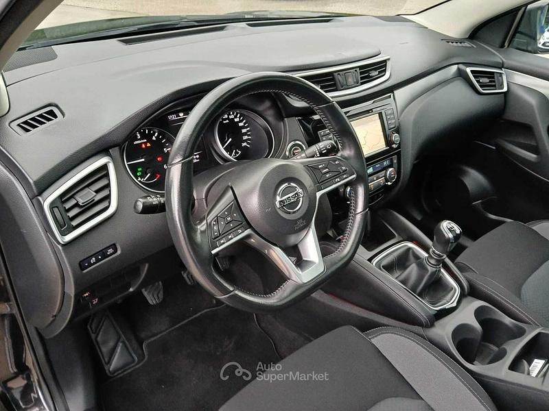 Usata Nissan Qashqai N-Connecta 110 CV (80 kW) 2019 Nero SUV