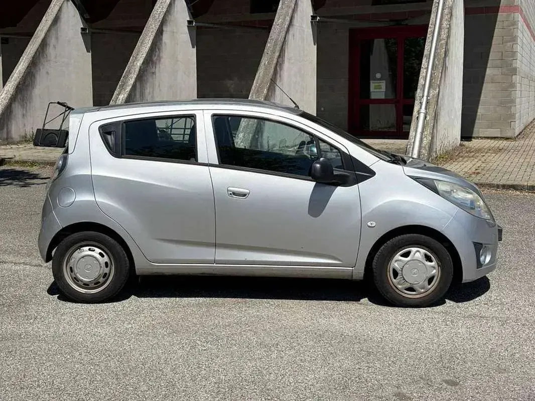 Usata Chevrolet Spark LS 68 CV (50 kW) 2014 Argento Utilitaria