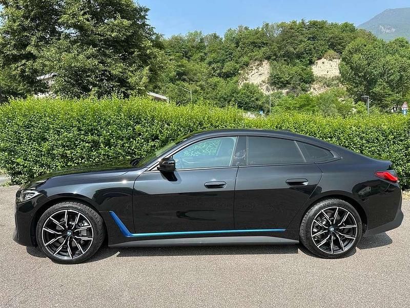 Usata BMW i4 Sport Line 105 kW (143 CV) 2022 Nero Berlina