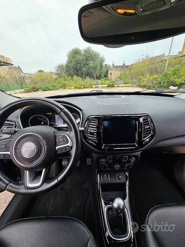Usata Jeep Compass Night Eagle 120 CV (88 kW) 2020 Nero SUV