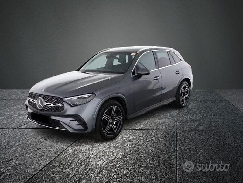 Grigio selenite Usata 2023 Mercedes GLC220 AMG Line Premium Plus SUV | 56.000 € (Buon prezzo) - Immagine 1/4
