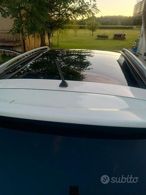 Usata Renault Koleos 150 CV (110 kW) 2011 Bianco SUV