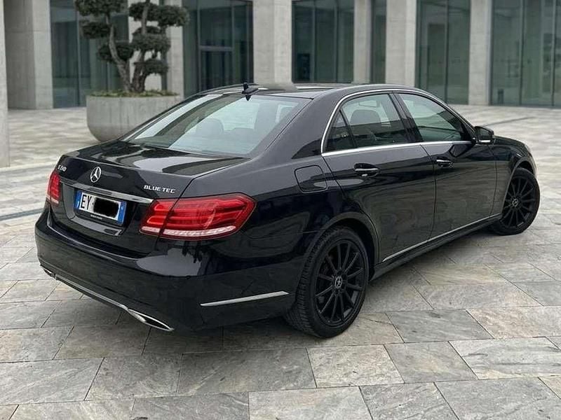 Usata Mercedes E250 Executive 204 CV (150 kW) 2015 Nero Berlina