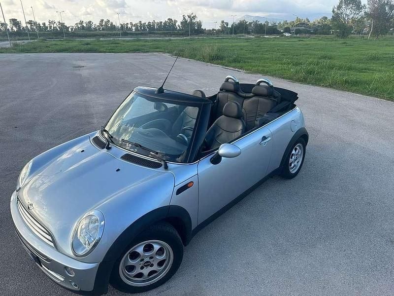 Usata Mini Cooper Cabriolet 116 CV (85 kW) 2006 Cabrio