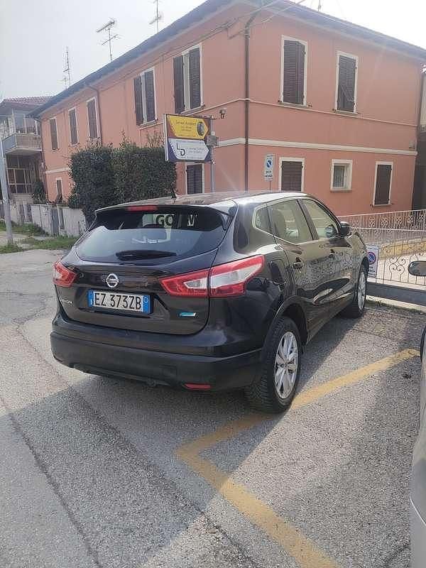 Usata Nissan Qashqai Acenta 150 CV (110 kW) 2015 SUV