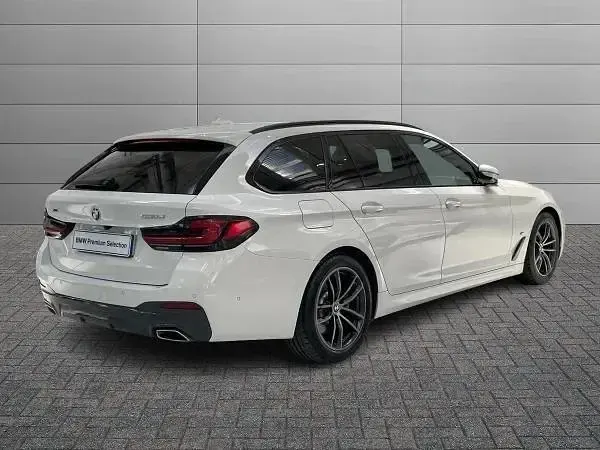 Usata BMW 520 M Sport 190 CV (139 kW) 2023 Bianco Berlina