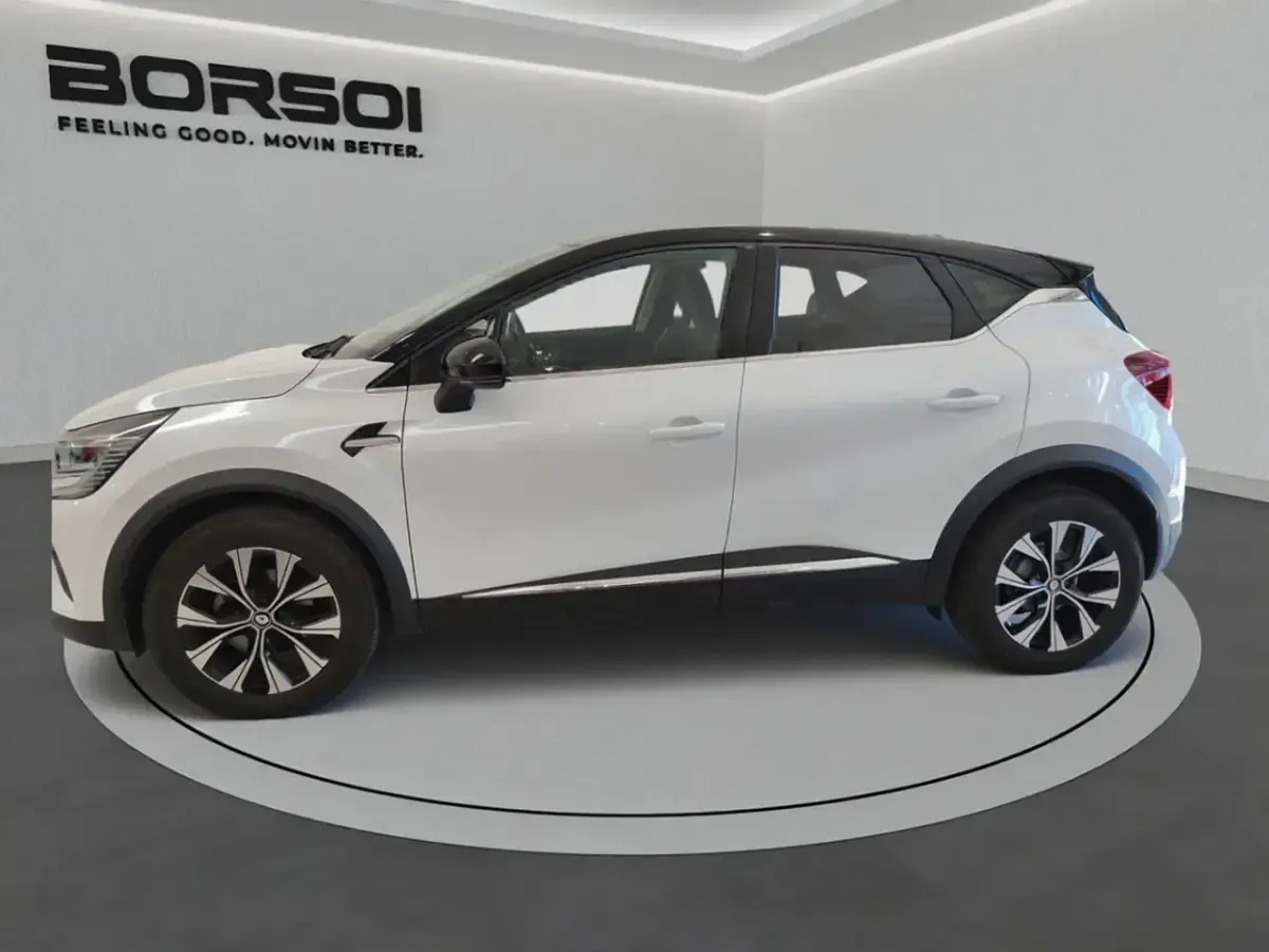 Usata Renault Captur Intens 101 CV (74 kW) 2023 Bic.bianco/tetto nero SUV